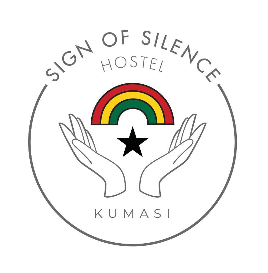 Sign Of Silence Hostel Kumasi Exteriér fotografie